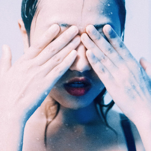 美女又爽❌又黄❌偷拍夜巴黎
